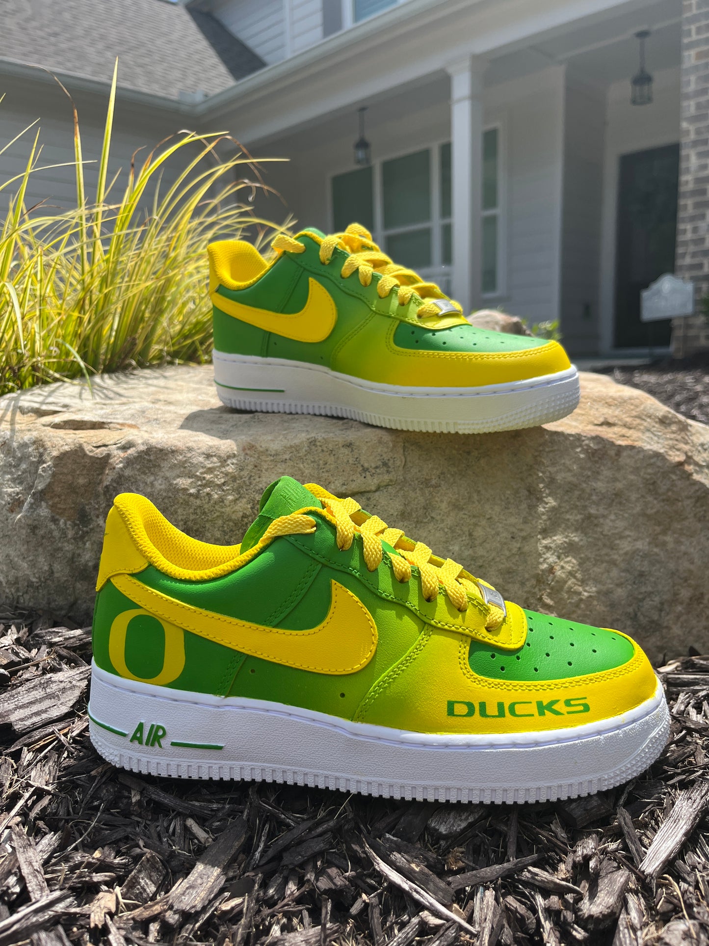 Air Force 1 Custom Painted Oregon Ducks