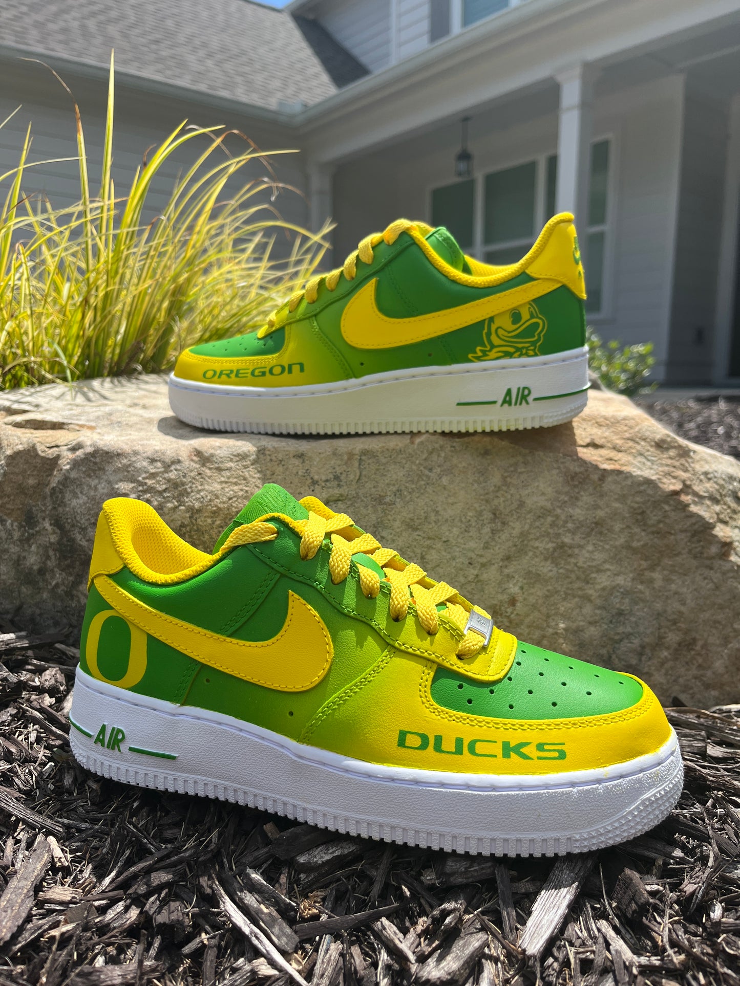 Air Force 1 Custom Painted Oregon Ducks