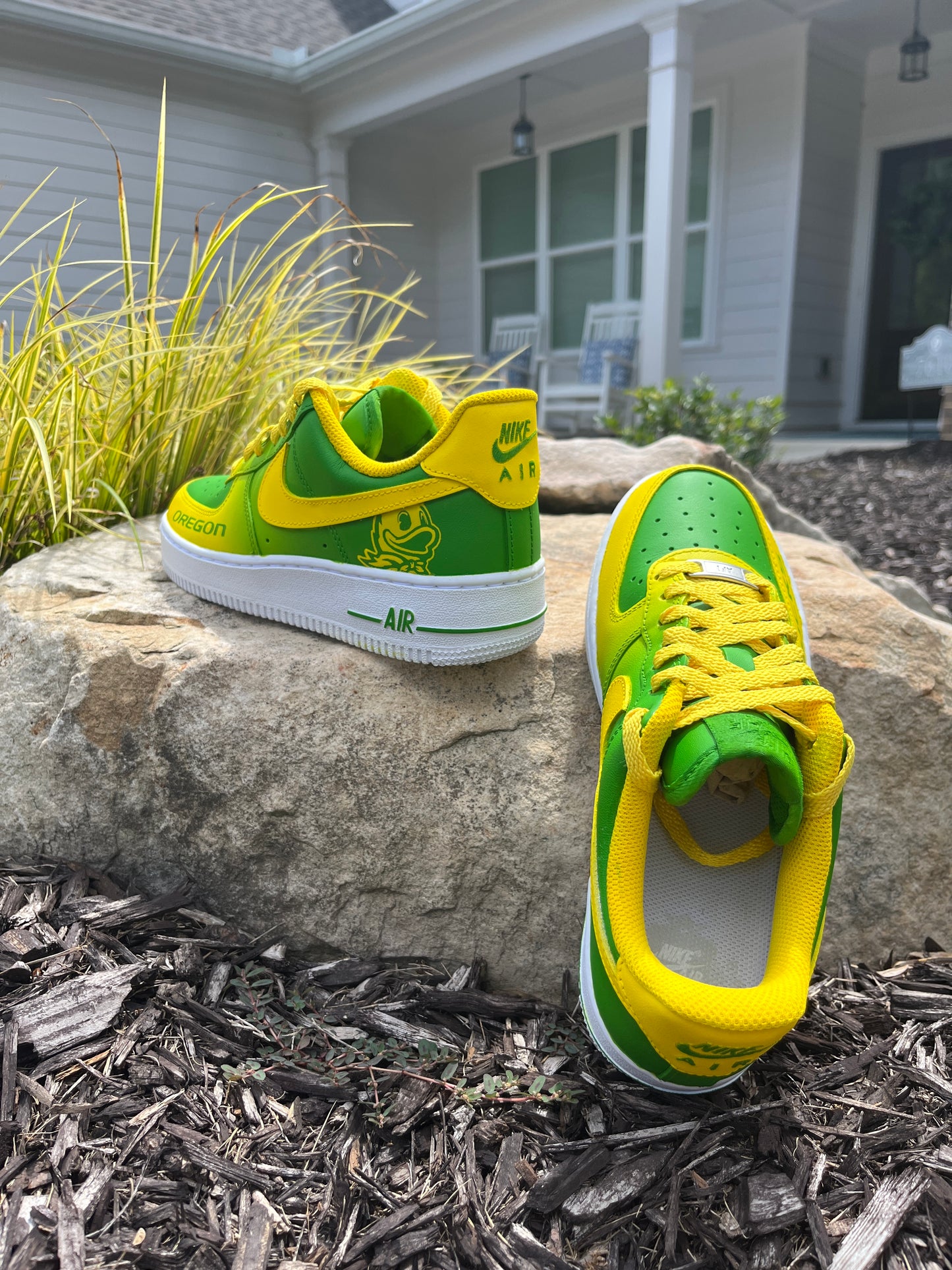 Air Force 1 Custom Painted Oregon Ducks